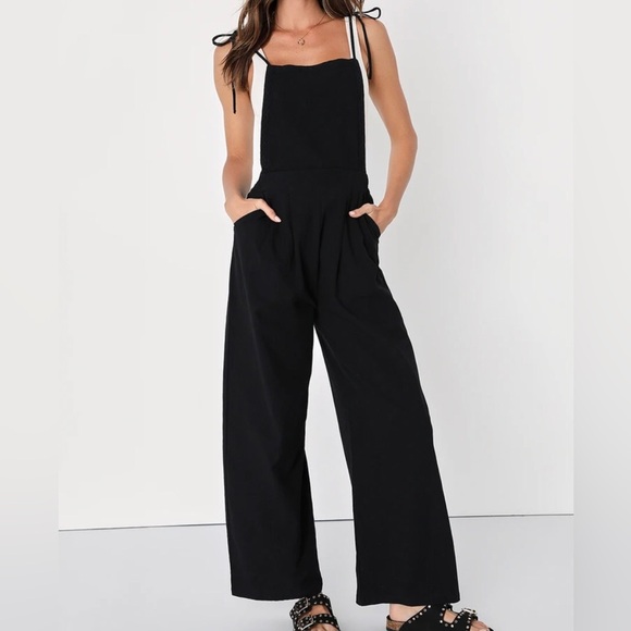 Lulus Pants - Lulu’s What a Wonderful Day Black Tie-Strap Overall Jumpsuit